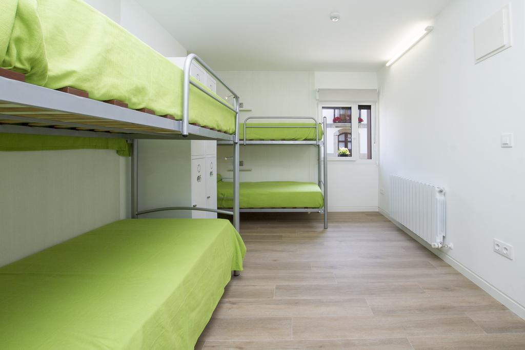 Lekeitio Aterpetxea Hostel Quarto foto